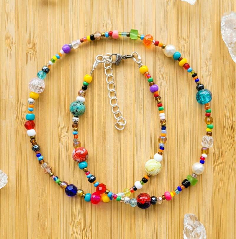 Halskette Kette Kunterbunt Verschiedene Perlen. Länge Ca. 45 cm + 5 Verlängerung Halskette Kette Kunterbunt Verschiedene Perlen. Länge Ca. 45 cm + 5 Verlängerung von byschmidtchen