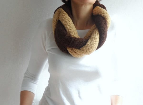 Handgestrickter Geflochtener Loop Schal, Braun Beige Halswärmer von bysweetmom