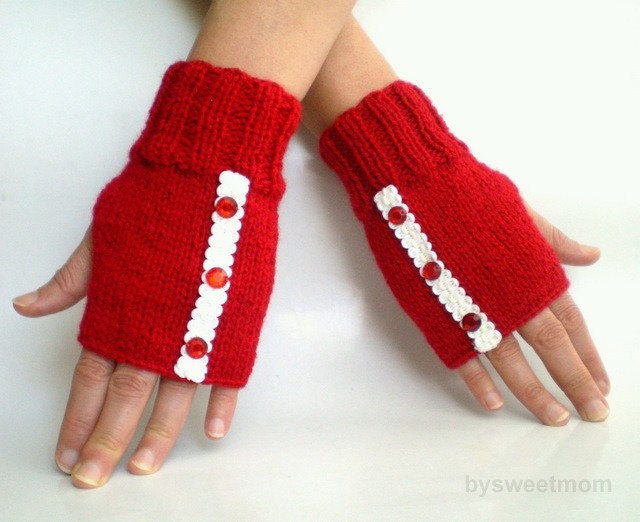 Rote Fingerlose Handschuhe von bysweetmom