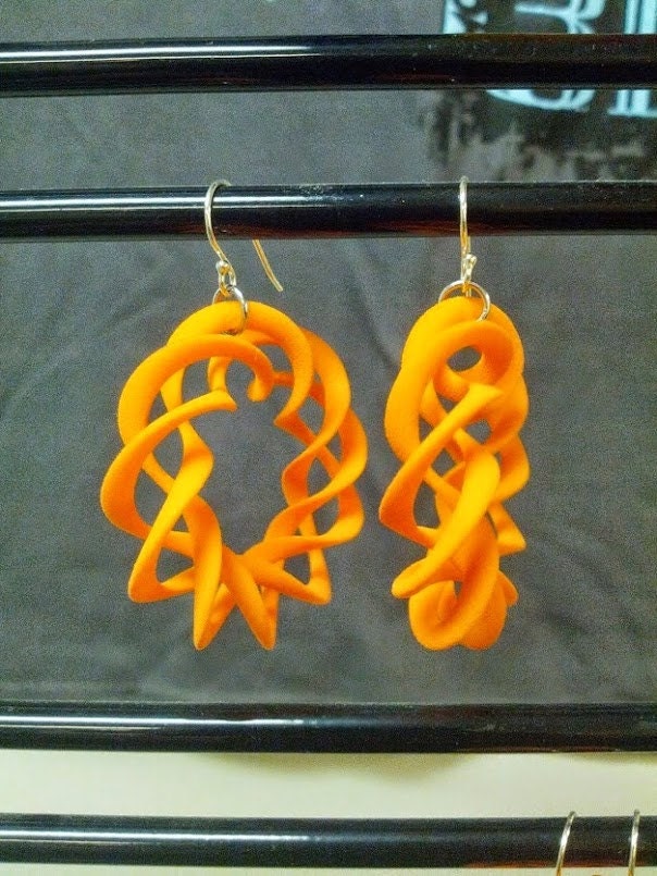 3D Gedruckte Nuklear Ohrringe 3D Gedruckte Nuklear Ohrringe von bytestobits