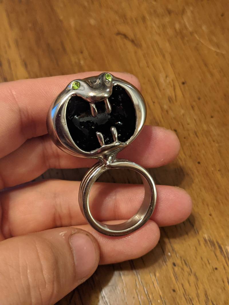 Darksters Ring Von Spaceballs Schwartz Nachbau Darksters Ring Von Spaceballs Schwartz Nachbau von bytestobits
