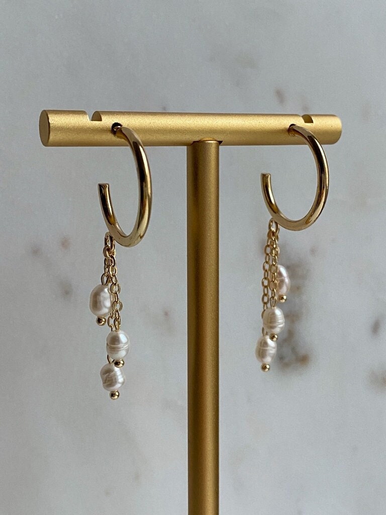 Perlen Ohrringe Elegante Gold Creolen Mit Süßwasserperlen Braut Perlenschmuck Brautjungfer Geschenke Jubiläumsgeschenk von byvmw