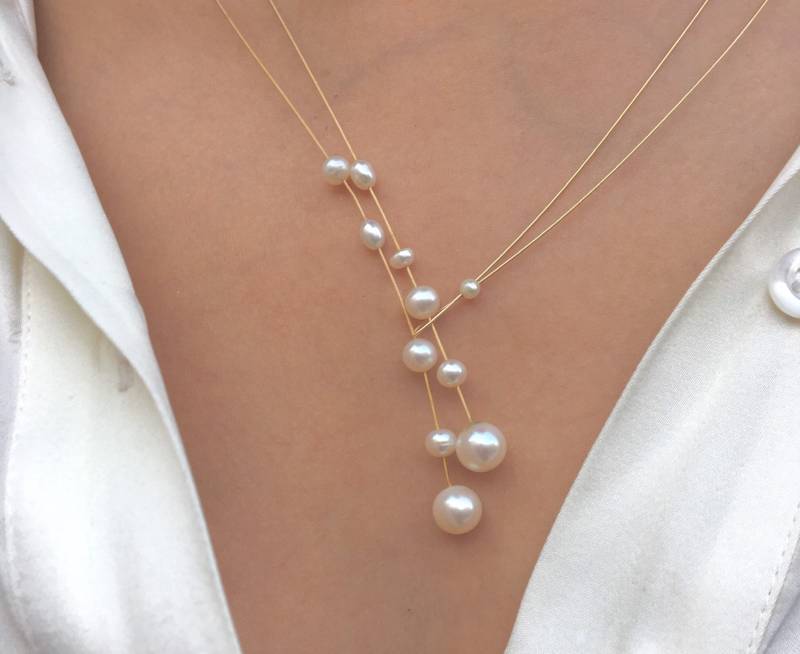Lariat Necklace. Pearl Freshwater Pearls On A Wire Of Gold. You Can Vary The Lenght By Yourself, Fixing One End Position von cakecandleholder