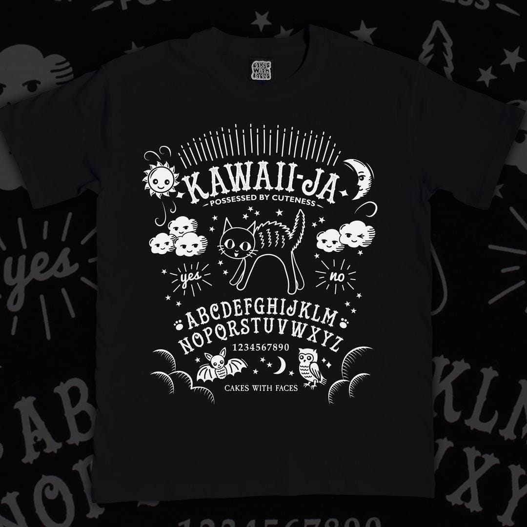 Kawaiija T-Shirt - Ouija Brett Alternative Kleidung Schwarze Shirts Okkult Goth/Gothic Spirit Board von cakeswithfaces