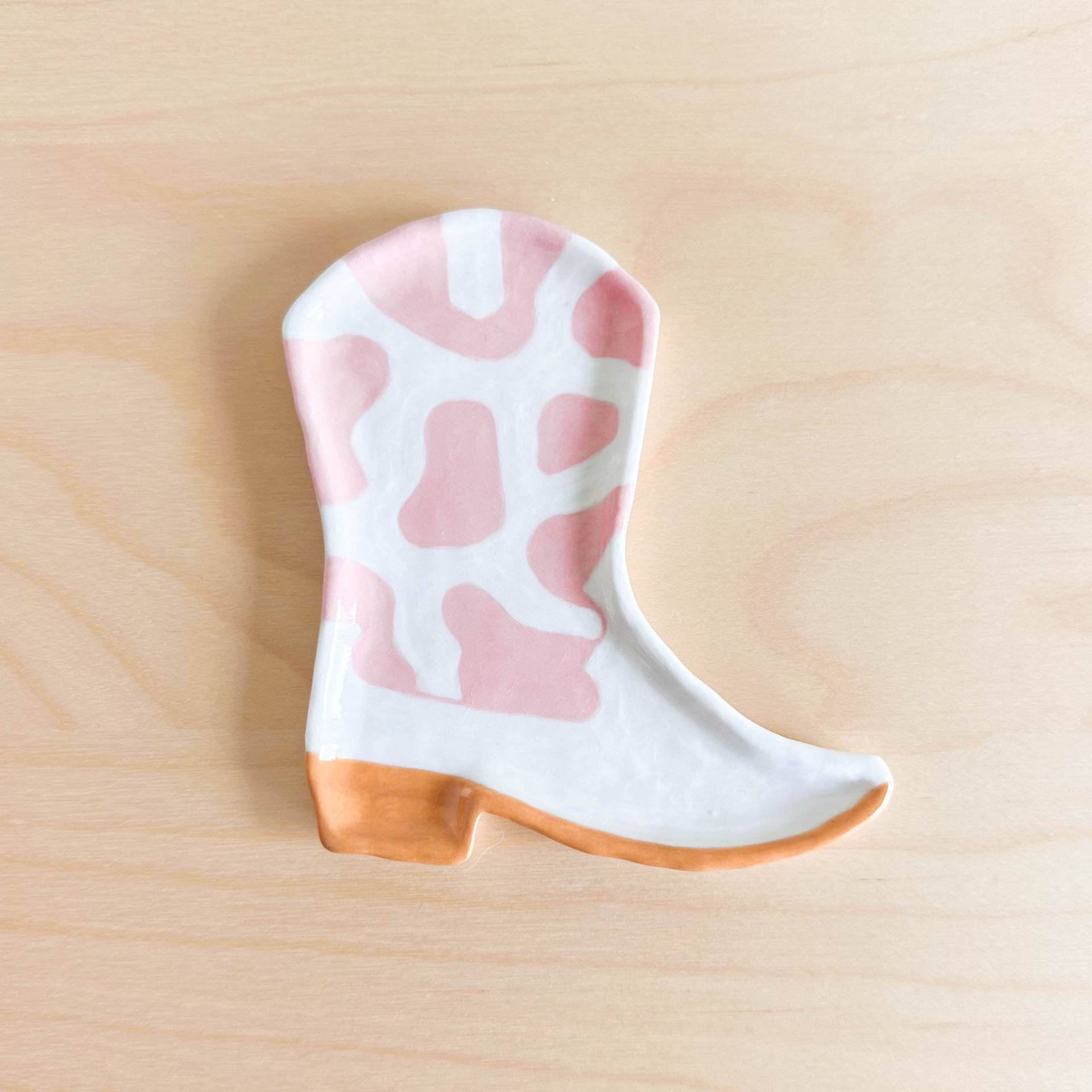 Kleine Schmuckschale, Cowboystiefel, Rosa-Weißer Kuhabdruck, Handgemachte Keramik, Glänzende Lustiges Niedliches Dekor Kleine Schmuckschale, Cowboystiefel, Rosa-Weißer Kuhabdruck, Handgemachte Keramik, Glänzende Lustiges Niedliches Dekor von calieandco