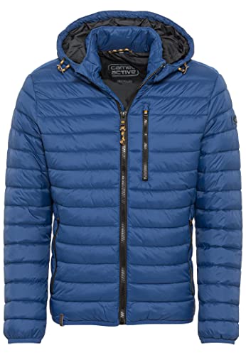 camel active Herren leichte Jacke Stepp-Blouson mit Kapuze aus recyceltem Nylon in Blau, Braun, Rot und Schwarz Blau menswear-48 von camel active