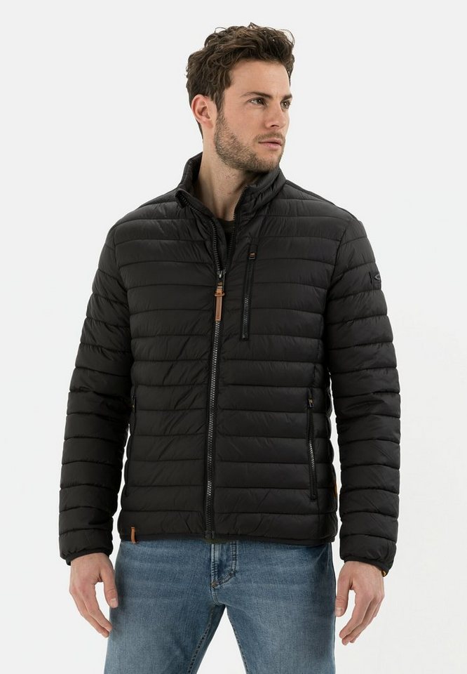 camel active Blouson ohne Daune aus recyceltem Polyester Markenlabel von camel active