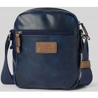 camel active Umhängetasche mit Label-Badge Modell 'LAOS' in Marine, Größe 1 von camel active