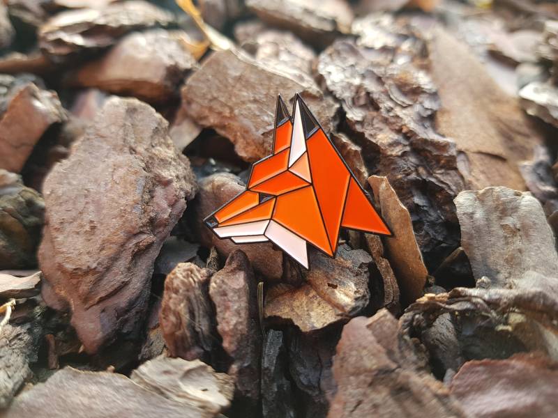 Fuchs Emaille Pin Fuchs Emaille Pin von camopins