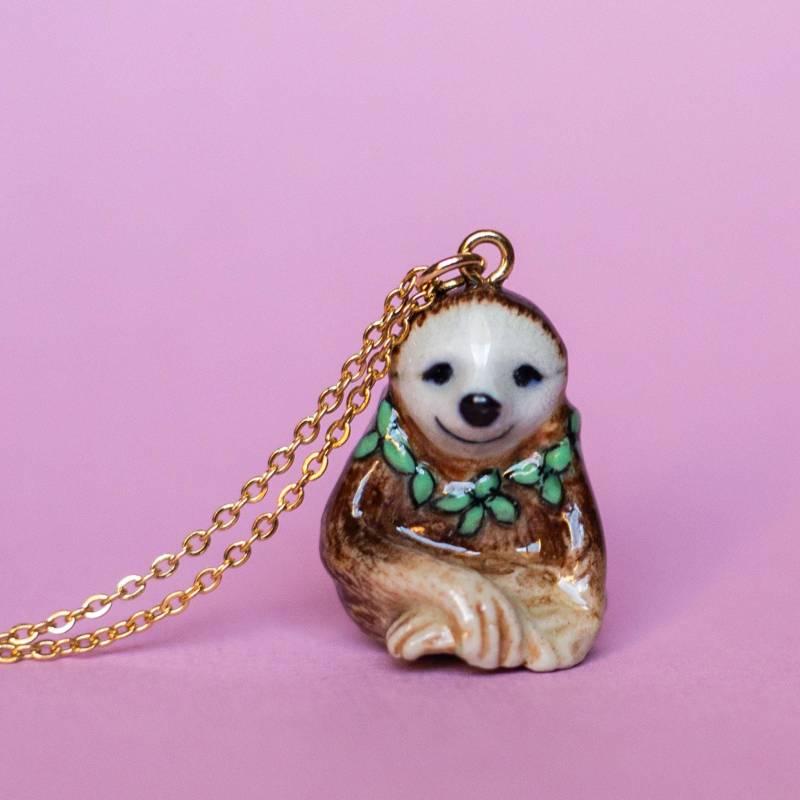 Faultier Frühling Halskette | Handgefertigter Porzellanschmuck Camp Hohl Sammler Heirloom Kunst Das Perfekte Geschenk Sammle Sie Alle von camphollow