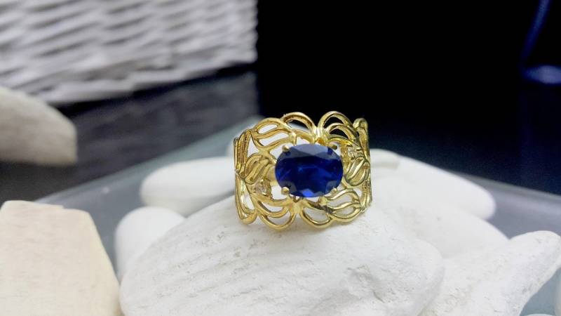 Gold Filled Dunkler Saphir Ring, Floral Cocktail Ring von candybohojewelry