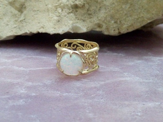 Filigraner 14K Gold Filled Opalring, Breites Band von candybohojewelry