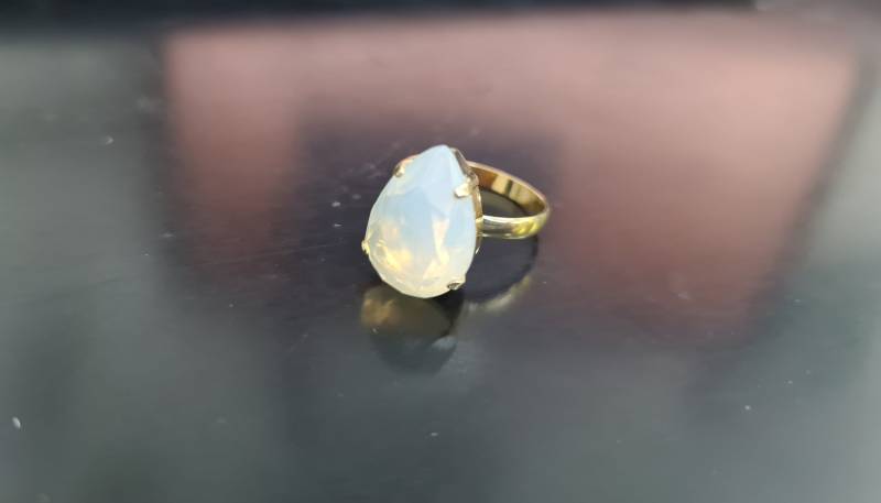 Regenbogen Ring, Tropfen Swarovski Statement Großer Gold Ring, Edelstein Ring von candybohojewelry