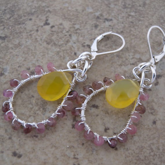 Gelbe Chalcedon Tropfen Und Rosa Turmalin Sterling Silber Ohrringe Gelbe Chalcedon Tropfen Und Rosa Turmalin Sterling Silber Ohrringe von canterburyvines