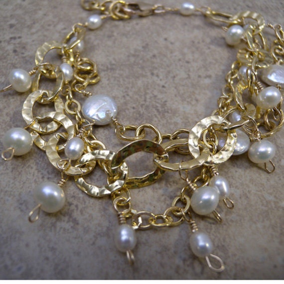 Gold Filled Drei Perlenarmband Mit Karabinerverschluss Gold Filled Drei Perlenarmband Mit Karabinerverschluss von canterburyvines