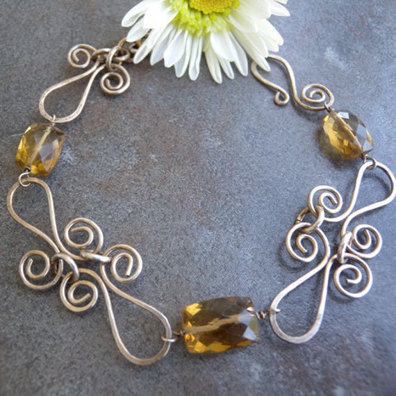 Oxidiertes Sterling Silber Spiral Glied Und Honig Quarz Armband Oxidiertes Sterling Silber Spiral Glied Und Honig Quarz Armband von canterburyvines
