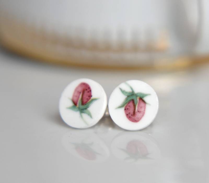 Porzellanschmuck-Unikat Ohrstecker Aus Porzellan Und Silber Oe 16 | 12 Mm von caoPorzellan
