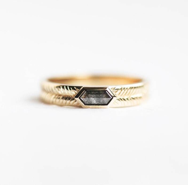 Hexagon Diamantband Ehering Unikat von capucinne