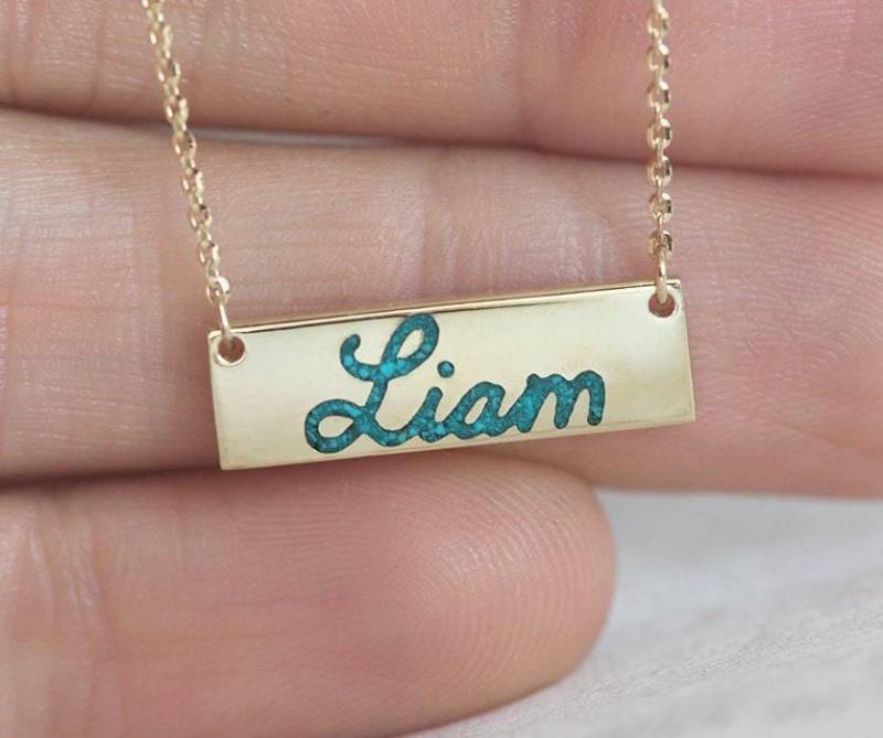 Personalisierte 14K Goldbarren-Halskette Benutzerdefinierter Edelsteinname von capucinne