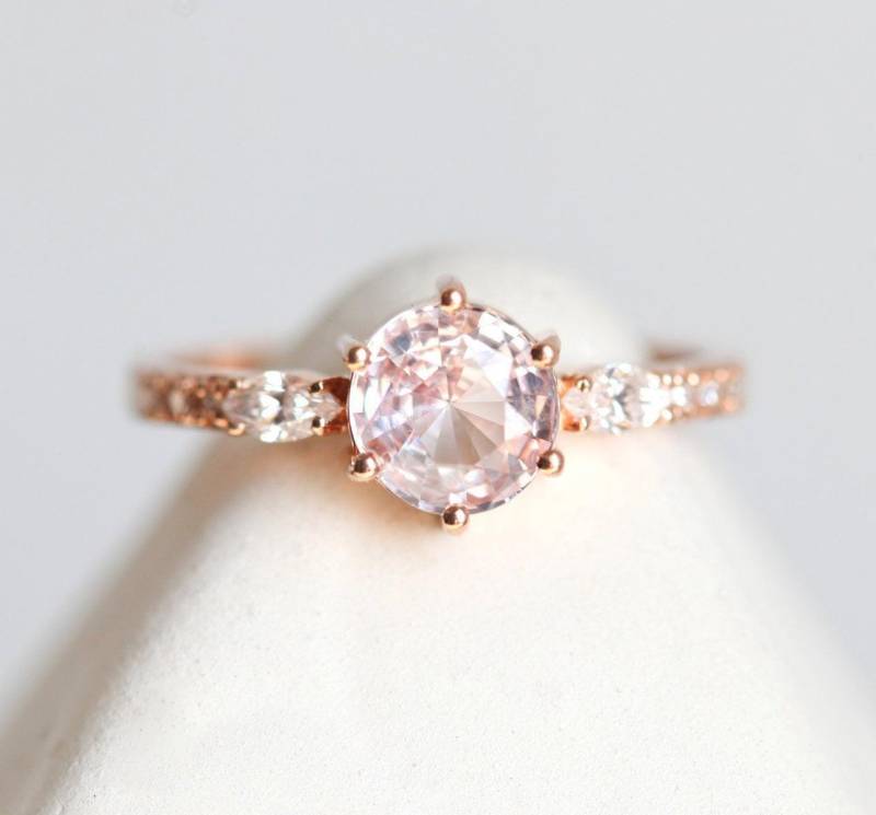 Pfirsich Saphir Verlobungsring Diamant Drei Stein Ehering von capucinne