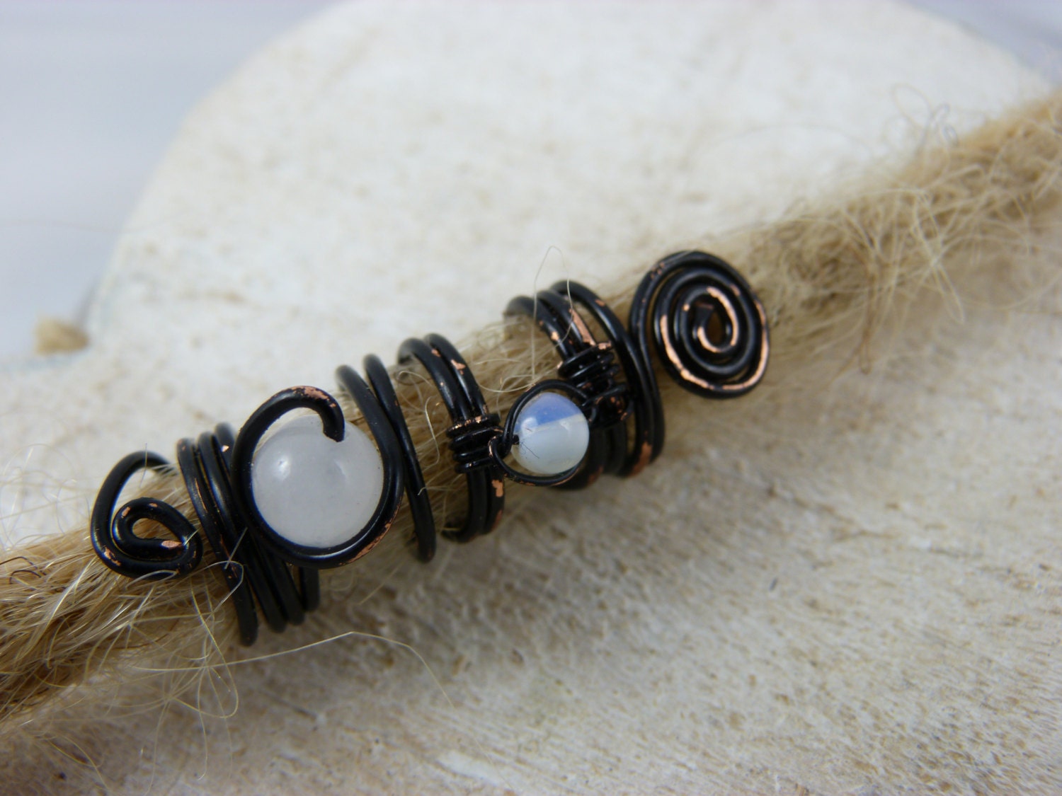 Dreadbead "Vintage" Schwarz-Weiss, Dreadschmuck Rasta Schmuck Dreadperle Dreadbead "Vintage" Schwarz-Weiss, Dreadschmuck Rasta Schmuck Dreadperle von caracoletta