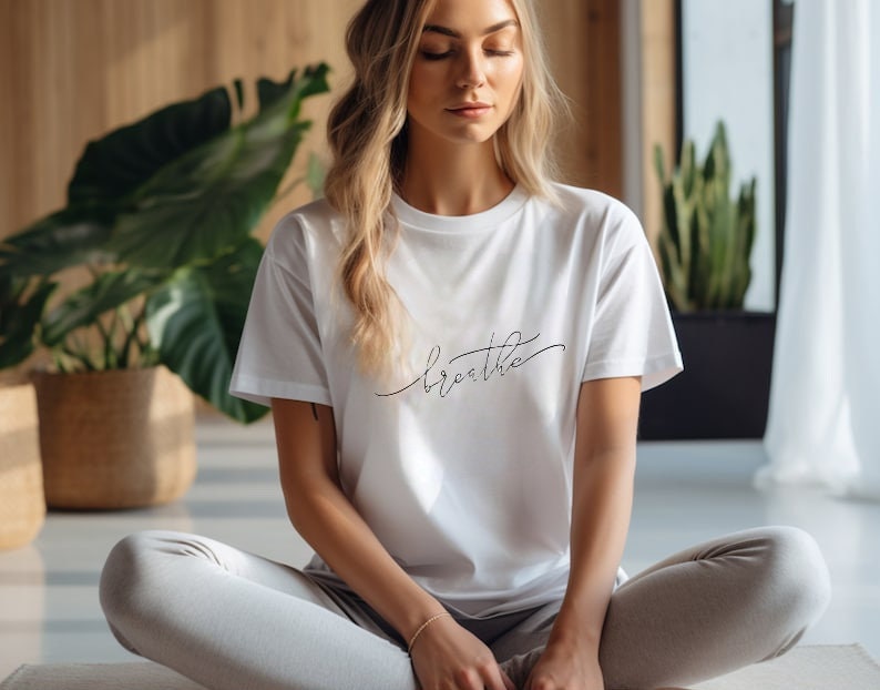 Unisex-T-Shirt "Breathe" von carastudioshop