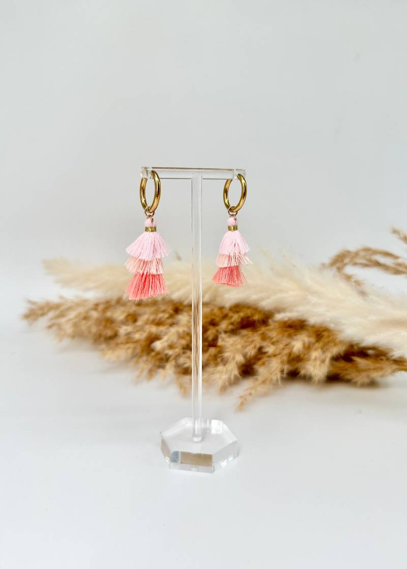 Einzigartige Creolen Mit Roter Quaste/Sommerohrringe Geburtstagsgeschenk Geschenkidee Freundin Sommerkollektion Leichte Ohrringe von carinomiojewellery