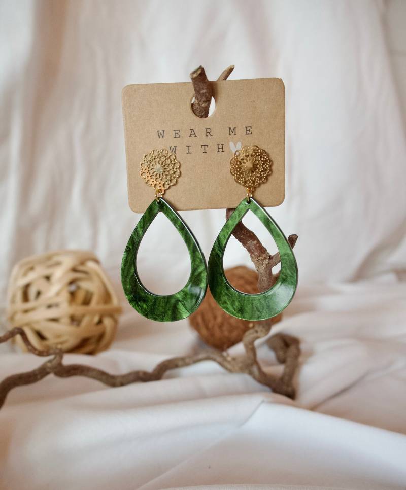 Einzigartige Statement Ohrringe Mit Resin-Ornament/Geburtstagsgeschenk Geschenkidee Freundin Trachtenschmuck Leichte von carinomiojewellery