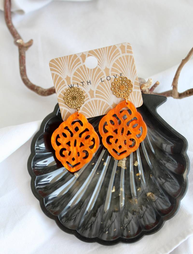 Einzigartige Statement Ohrringe Mit Resin-Ornament/Geburtstagsgeschenk Geschenkidee Freundin Trachtenschmuck Leichte von carinomiojewellery