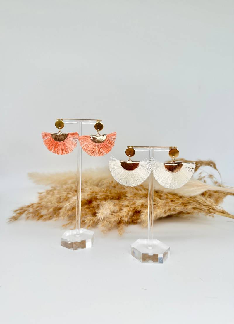 Ohrstecker Mit Bunten Quasten/Sommerohrringe Geschenkidee Freundin Eleganter Schmuck Leichte Ohrringe Für Den Alltag /Urlaubsoutfit von carinomiojewellery