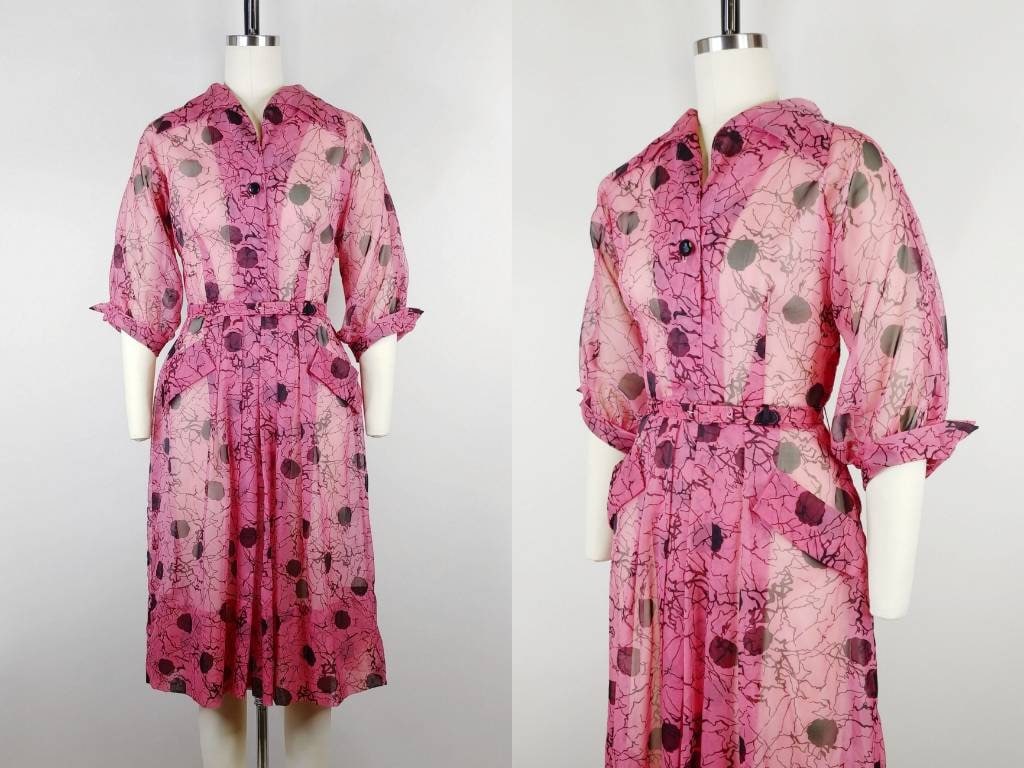 1940Er Jahre Rot Und Schwarz Abstrakter Druck Durchsichtiges Nylonkleid | Vintage 40Er Button Down Kragen Kleid Damenbekleidung Small Medium von carlasuevintage