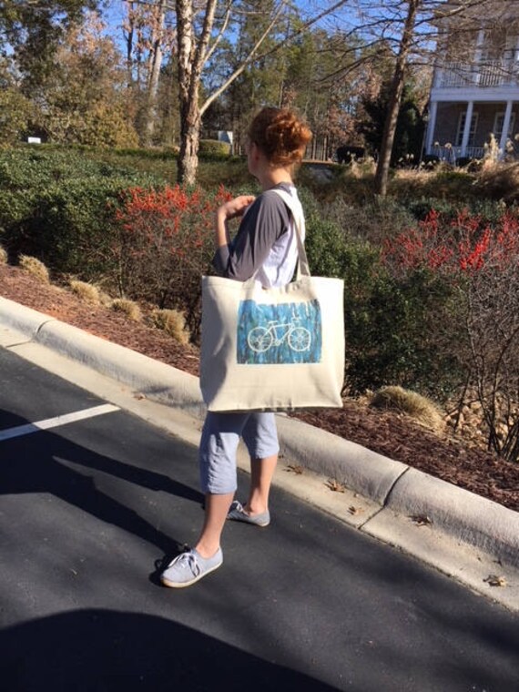 Blaues Fahrrad, Kunst Von Bonita Somers North Carolina Auf Tragetaschen Blaues Fahrrad, Kunst Von Bonita Somers North Carolina Auf Tragetaschen von carolinabagsllc