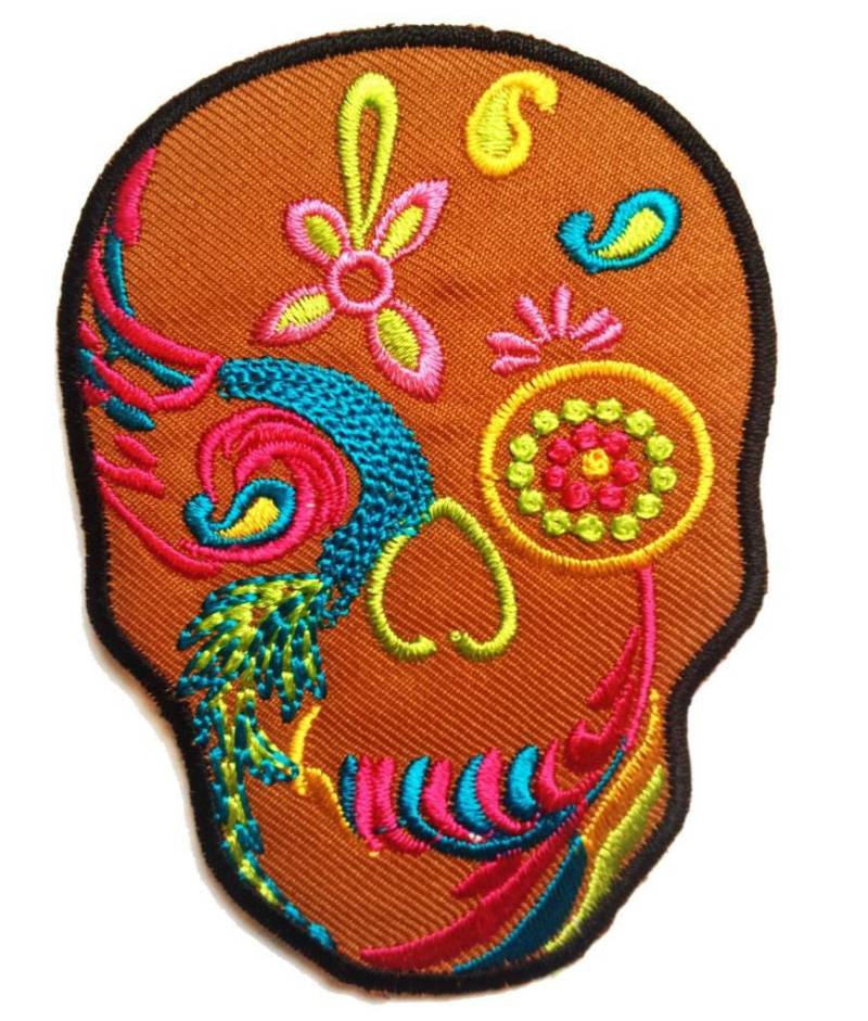 Aufnäher /Bügelbild - Totenkopf Modern Skelett Braun 6.5 X 9 cm -Patch Aufbügler Applikationen Zum Aufbügeln Applikation Patches Flicken von catchthepatch