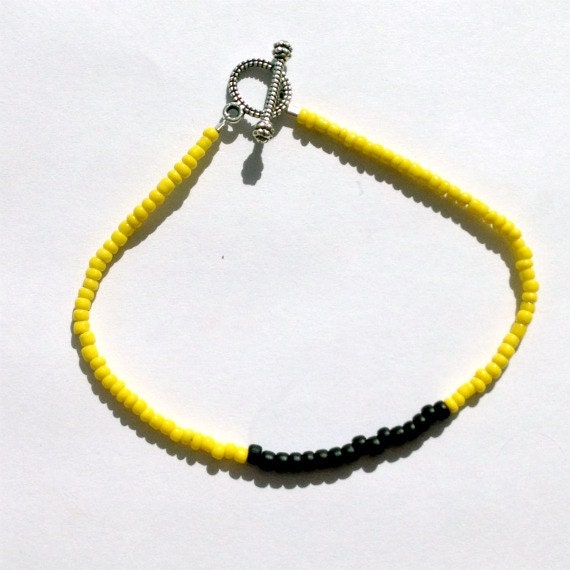 Gelb Und Schwarz Armband - Silber Schmuck Dünne Perlen Dünn Stapel Schicht Jeden Tag B-83 von cdjali