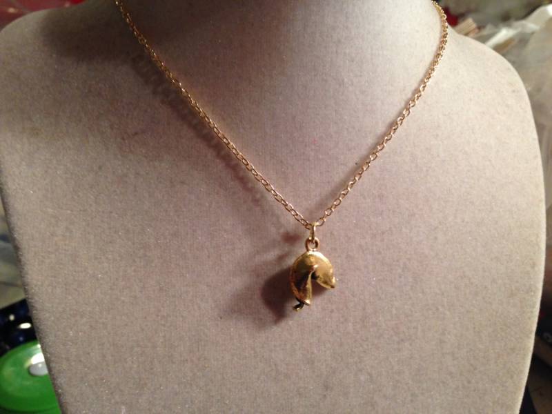 Glückskeks Halskette - Goldschmuck Anhänger Schmuck Mode Stil Kette Hipster Kitsch Glück von cdjali