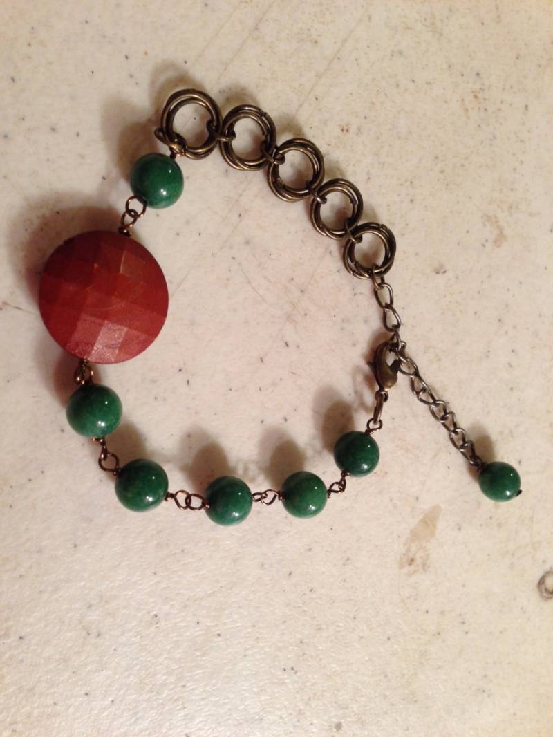 Grünes Armband - Jade Edelstein Schmuck Chainmaille Asymmetrisch Mod Kette Funky von cdjali