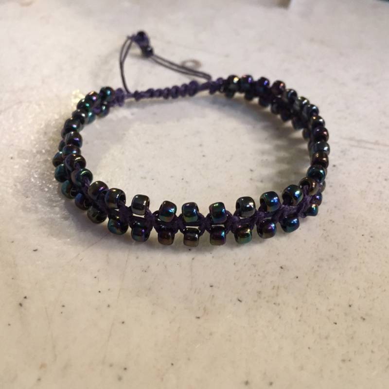 Lila Armband - Schillernde Rocailles Makramee Schmuck Verstellbaren Mode Trendy Perlen Gewachste Leinen Schnur von cdjali