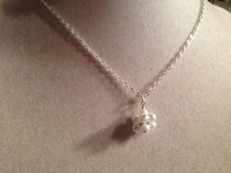 Perlenkette - Juni Birthstone Hochzeit Braut Silber Schmuck Anhänger Kette Mode Luxe Glam von cdjali