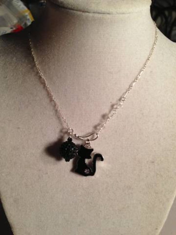Schwarze Katze Halskette - Sterling Silber Schmuck Mod Funky Kette Anhänger von cdjali