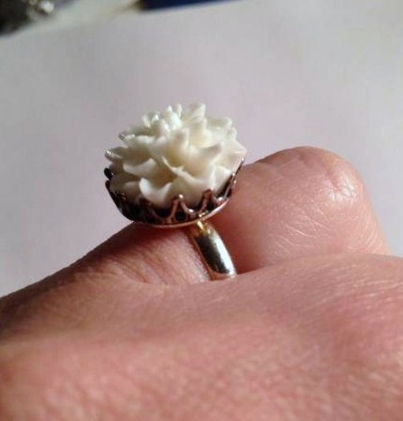Weiße Blume Ring Hochzeit Schmuck Verstellbar Cabochon Geburtstag Geschenk Handarbeit Natur Mode Urlaub Braut von cdjali