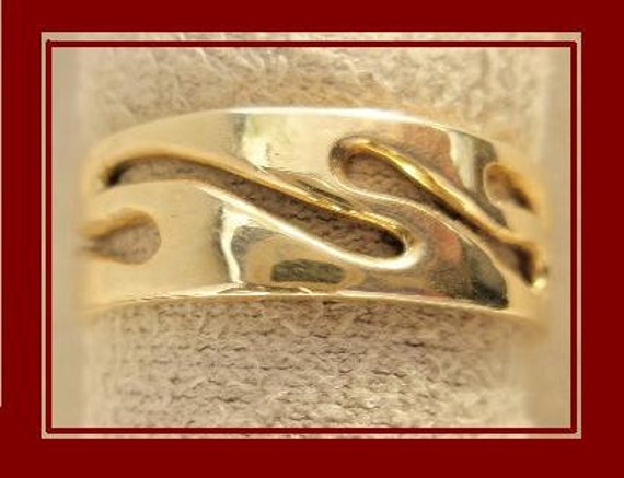 14 Karat Gold Wellen Design Band 14 Karat Gold Wellen Design Band von cedarislandartist