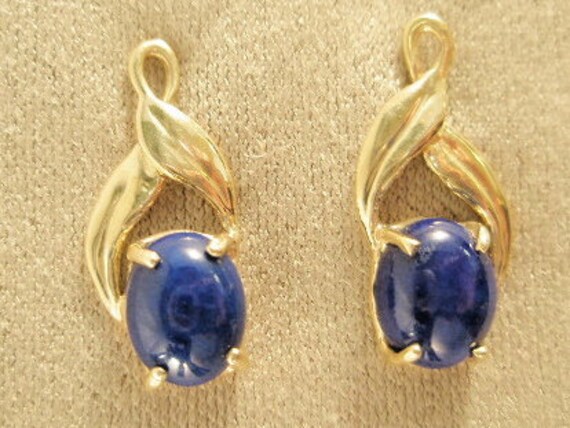14 Karat Goldohrstecker Mit Ovalen Lapis Lazuli 14 Karat Goldohrstecker Mit Ovalen Lapis Lazuli von cedarislandartist