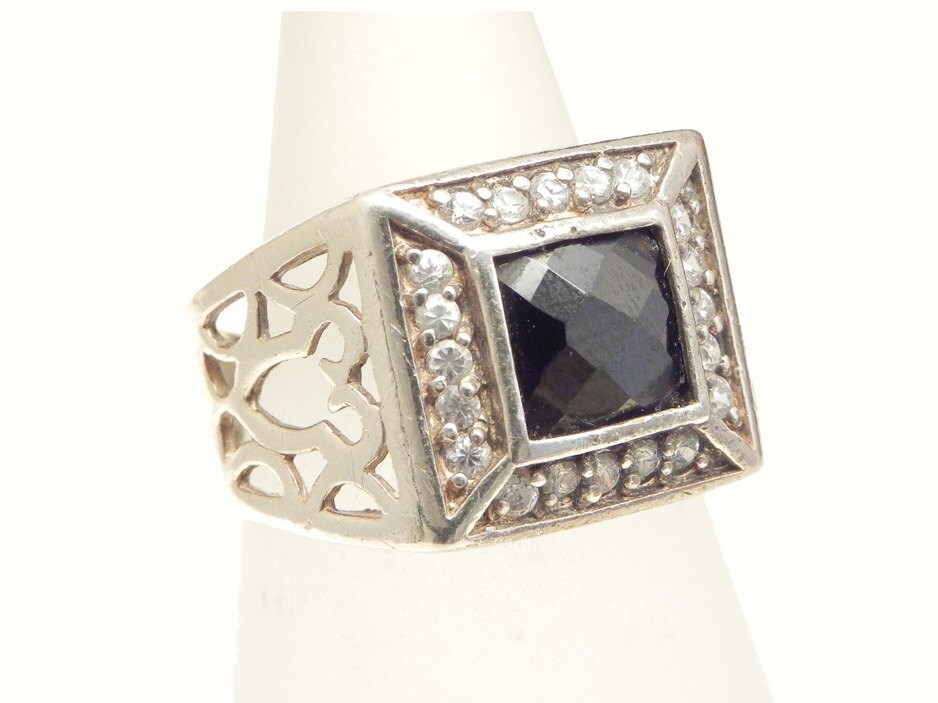 Ring Mit Schwarzen Onyx Sterlingsilber Gemset Silberring Schwarzem Größe 7 925 Sterling Silber Set Ring Mit Schwarzen Onyx Sterlingsilber Gemset Silberring Schwarzem Größe 7 925 Sterling Silber Set von celticfinds