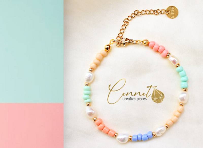 Pastel Shine | Armband Barockperlen Süßwasserperlen Mint Seed Beads Rocailles Edelstahl Gold Lachs Babyblau von cennetcreative