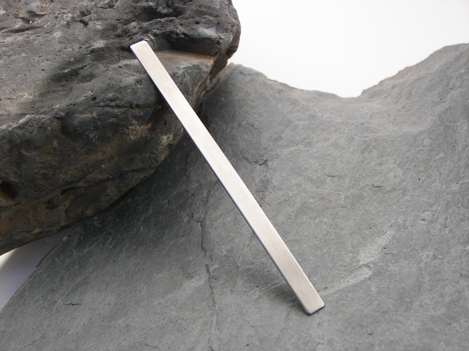 Handgefertigte Krawattenklammer Aus Edelstahl - Gebürstetes Metall, Gravurzubehör | 1/4 "x 5" von centralsupplyinc