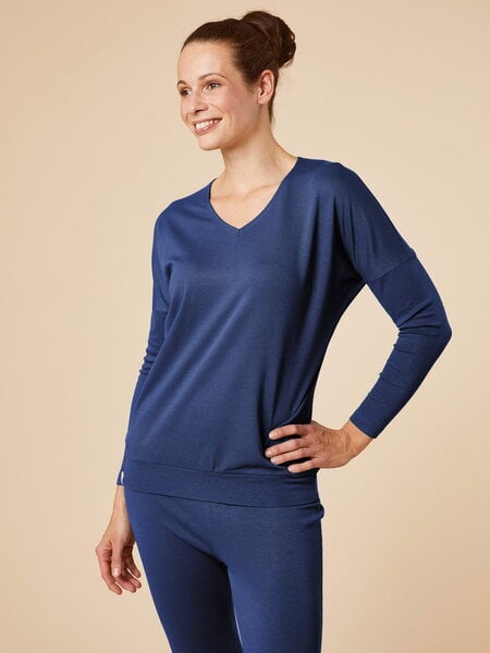 chakrana Gemütliches Yoga- & Homewear-Longsleeve "Matangi 2" aus nachhaltiger Viskose LENZING ECOVERO chakrana Gemütliches Yoga- & Homewear-Longsleeve "Matangi 2" aus nachhaltiger Viskose LENZING ECOVERO von chakrana