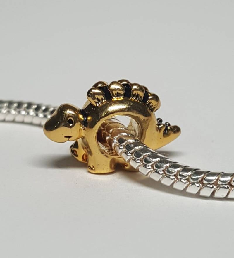 Goldener Dinosaurier Anhänger Für Armbänder Goldener Dinosaurier Anhänger Für Armbänder von charmco