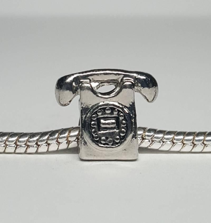Silberner Telefonanhänger Für Armbänder Silberner Telefonanhänger Für Armbänder von charmco