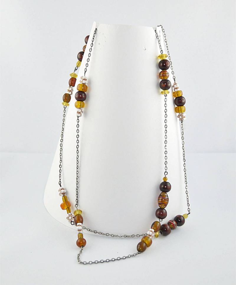 Halskette Perlen Aus Braunglas, Holz, Blumen, Metall-Kette Halskette Perlen Aus Braunglas, Holz, Blumen, Metall-Kette von charmescreations