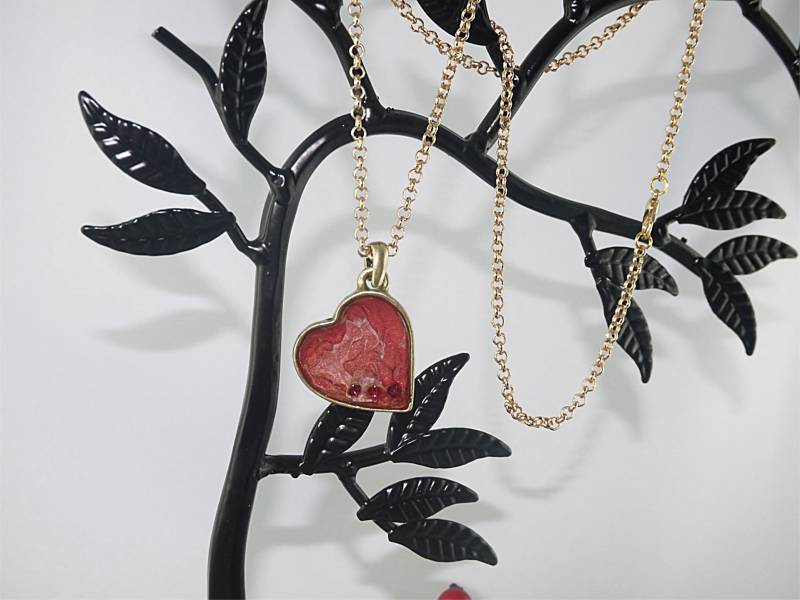 Reale Antike Messing Anhänger Cœur Emailliert, Strass-Trilogie Und Seine Kette Reale Antike Messing Anhänger Cœur Emailliert, Strass-Trilogie Und Seine Kette von charmescreations